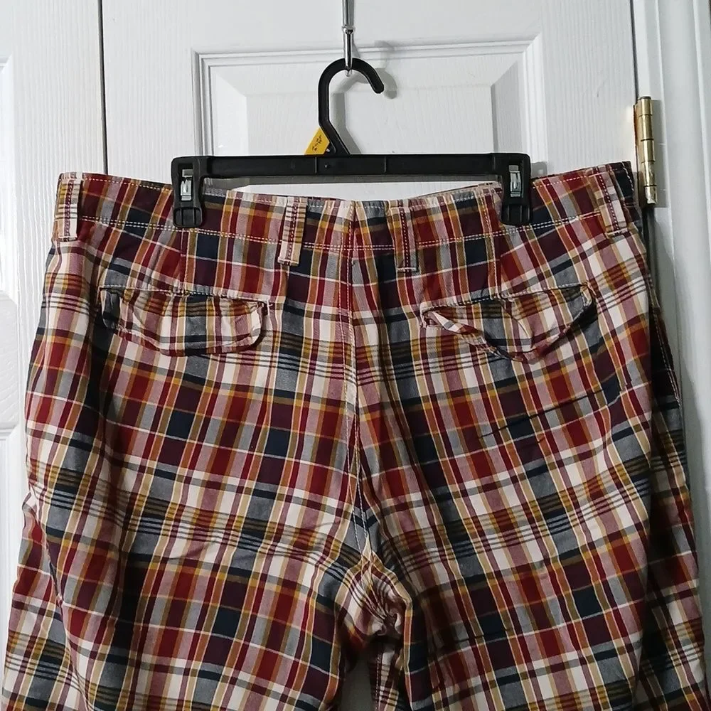 GAP Plaid  Flat Front Shorts navy blue red maroon white yellow Sz 35 EUC
